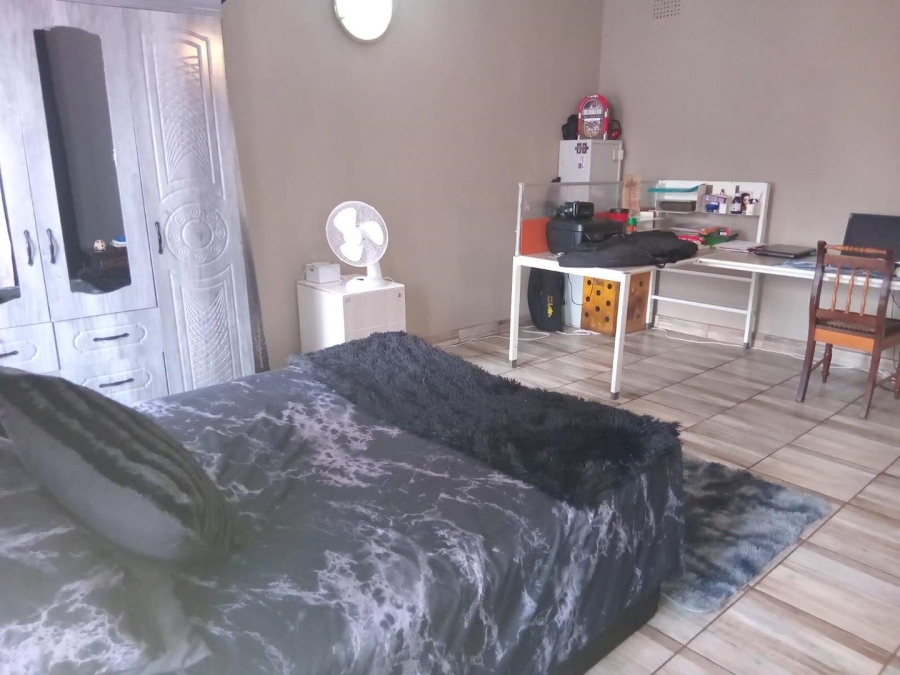 3 Bedroom Property for Sale in Birch Acres Gauteng