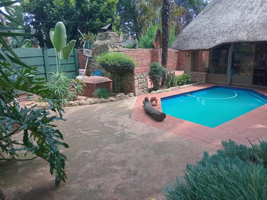 3 Bedroom Property for Sale in Birch Acres Gauteng