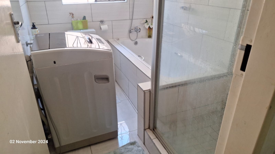 3 Bedroom Property for Sale in Birch Acres Gauteng