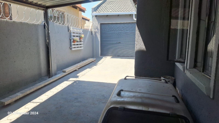 3 Bedroom Property for Sale in Birch Acres Gauteng