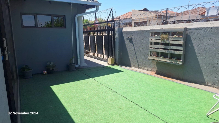 3 Bedroom Property for Sale in Birch Acres Gauteng