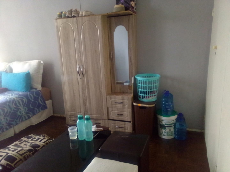 2 Bedroom Property for Sale in Yeoville Gauteng