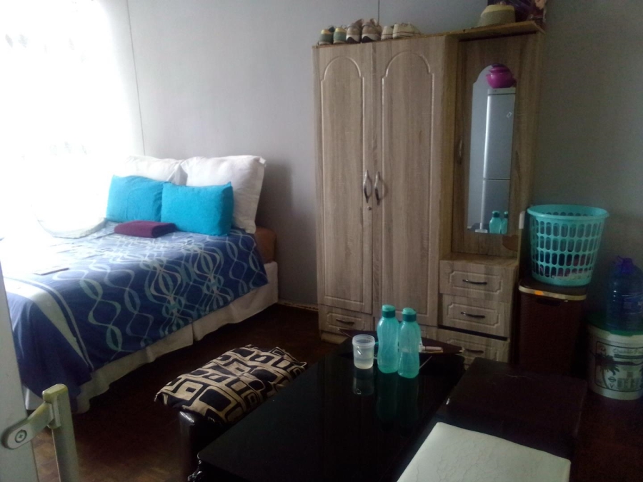 2 Bedroom Property for Sale in Yeoville Gauteng