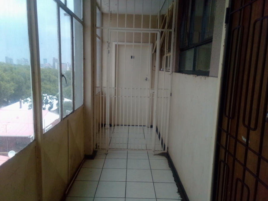 2 Bedroom Property for Sale in Yeoville Gauteng