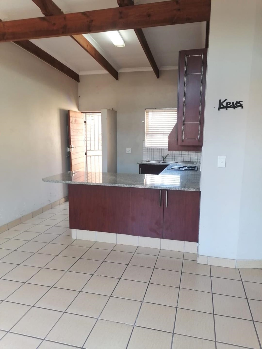 3 Bedroom Property for Sale in Glen Marais Gauteng