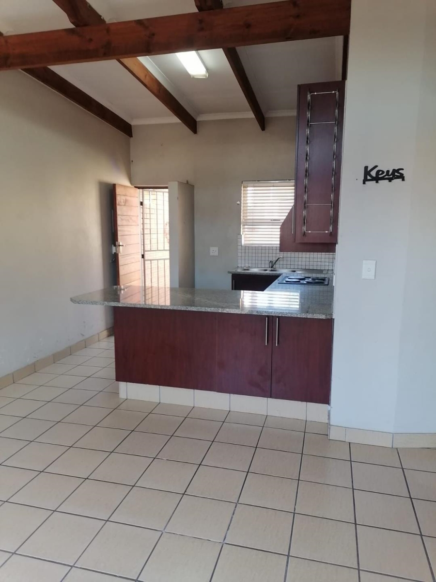 3 Bedroom Property for Sale in Glen Marais Gauteng