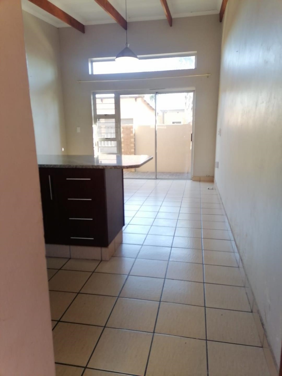 3 Bedroom Property for Sale in Glen Marais Gauteng