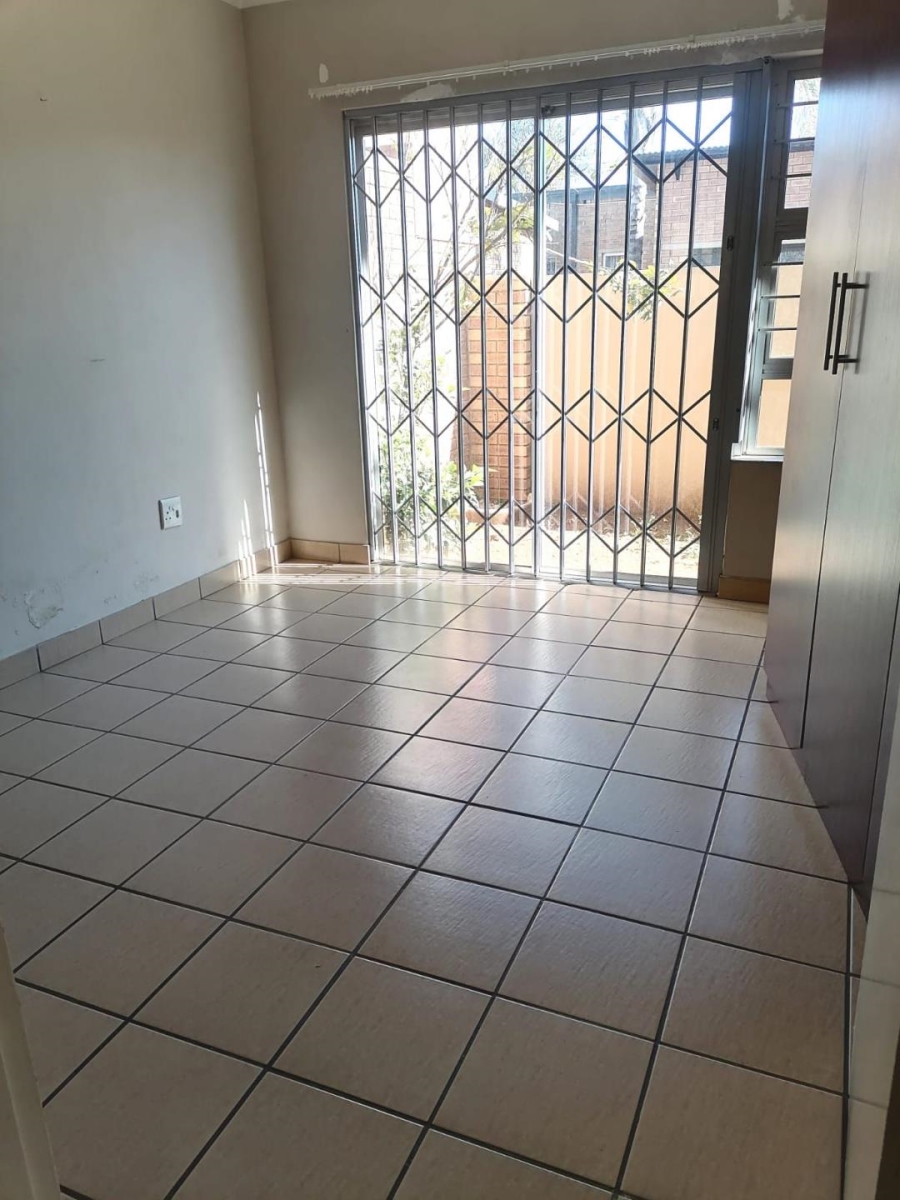 3 Bedroom Property for Sale in Glen Marais Gauteng