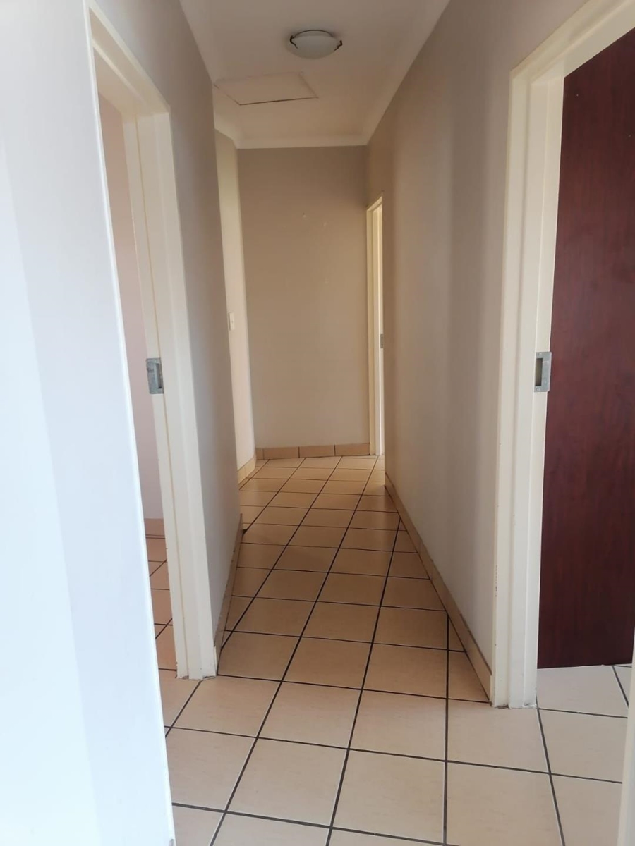 3 Bedroom Property for Sale in Glen Marais Gauteng