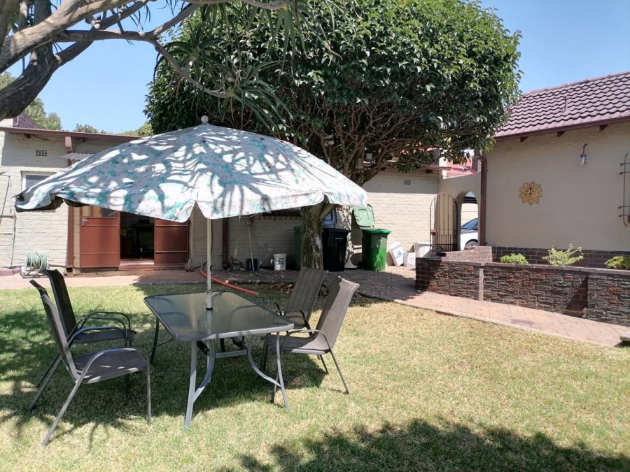 4 Bedroom Property for Sale in Hurlyvale Gauteng