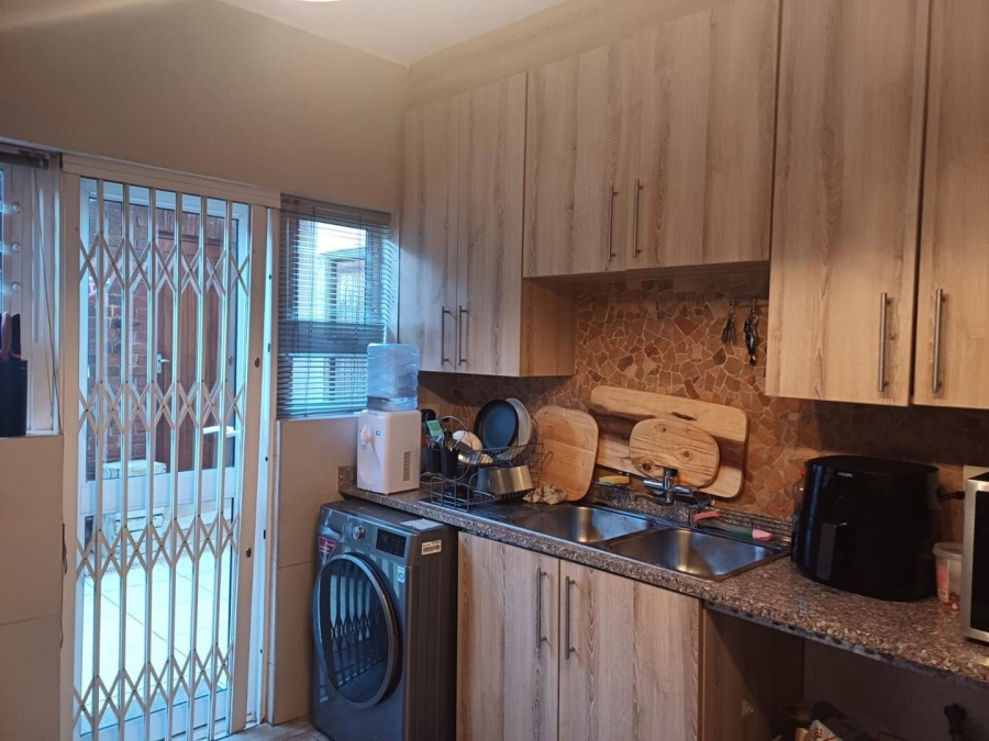 4 Bedroom Property for Sale in Highway Gardens Gauteng