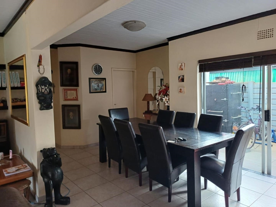 3 Bedroom Property for Sale in Buurendal Gauteng