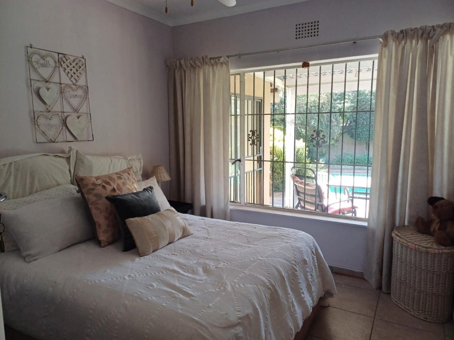 3 Bedroom Property for Sale in Buurendal Gauteng