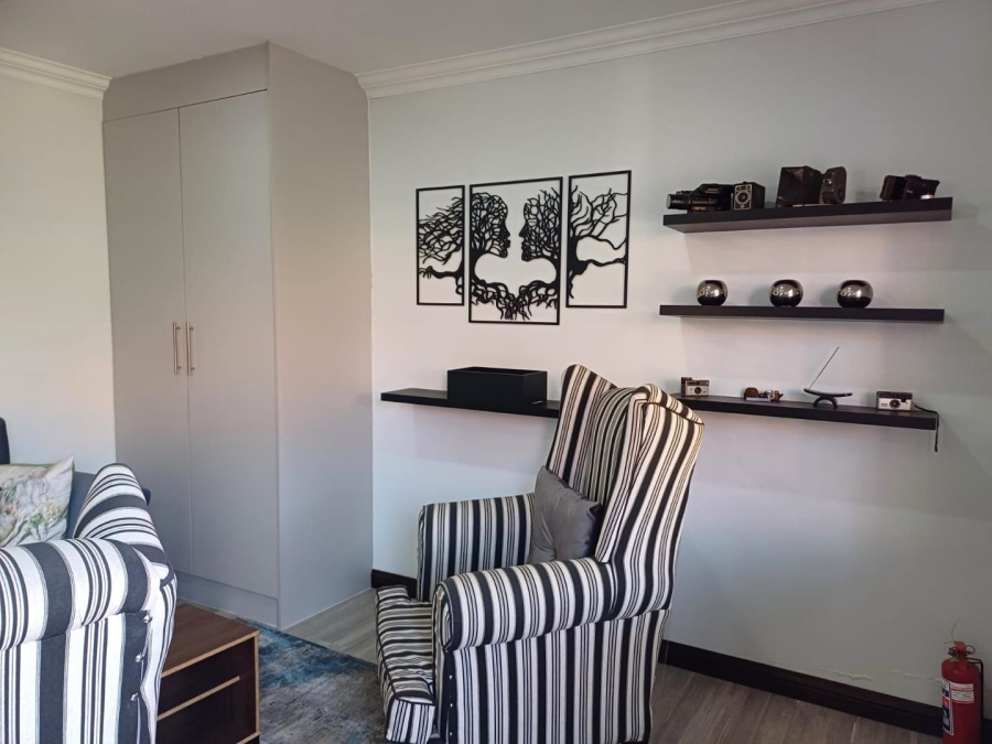 3 Bedroom Property for Sale in Buurendal Gauteng