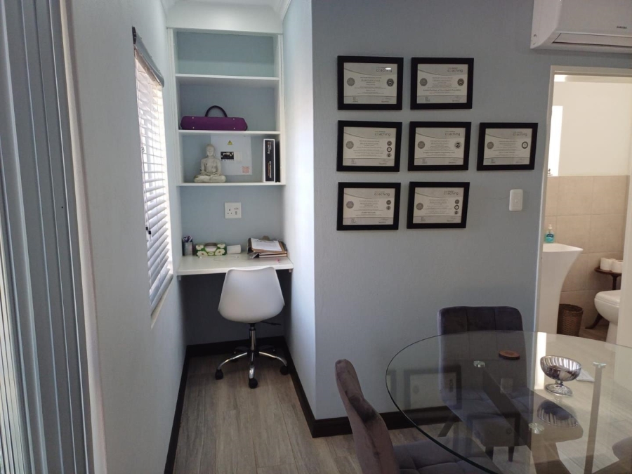 3 Bedroom Property for Sale in Buurendal Gauteng