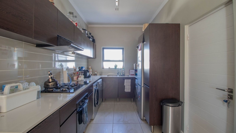 2 Bedroom Property for Sale in Greenstone Ridge Gauteng
