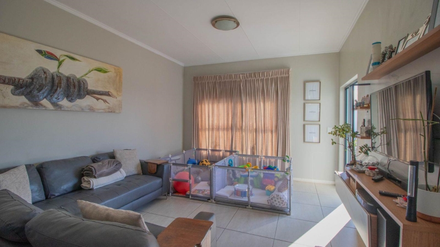 2 Bedroom Property for Sale in Greenstone Ridge Gauteng