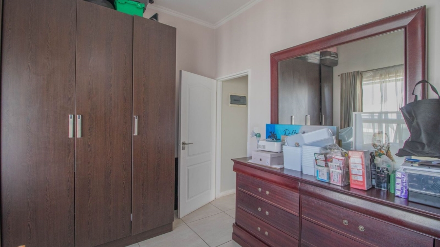 2 Bedroom Property for Sale in Greenstone Ridge Gauteng