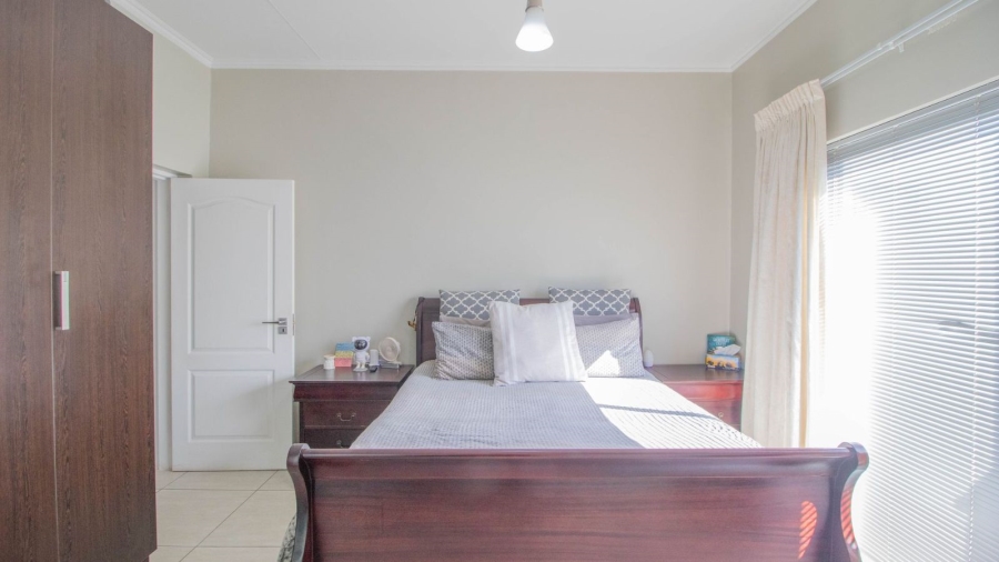 2 Bedroom Property for Sale in Greenstone Ridge Gauteng