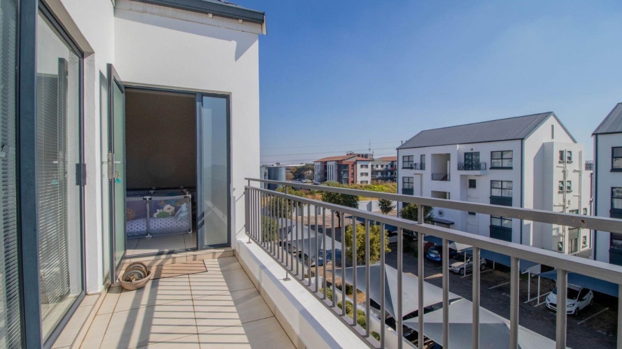 2 Bedroom Property for Sale in Greenstone Ridge Gauteng