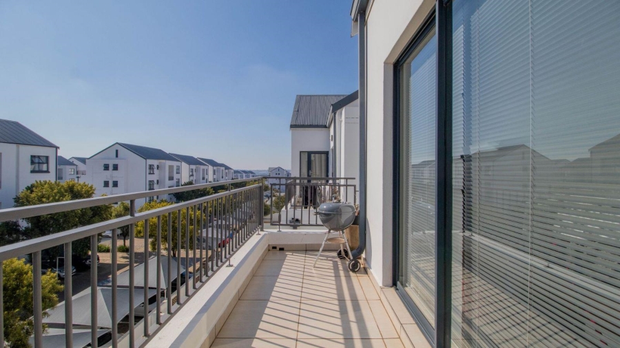 2 Bedroom Property for Sale in Greenstone Ridge Gauteng