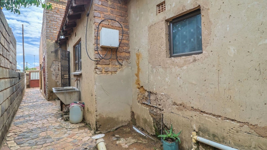 3 Bedroom Property for Sale in Dobsonville Gauteng