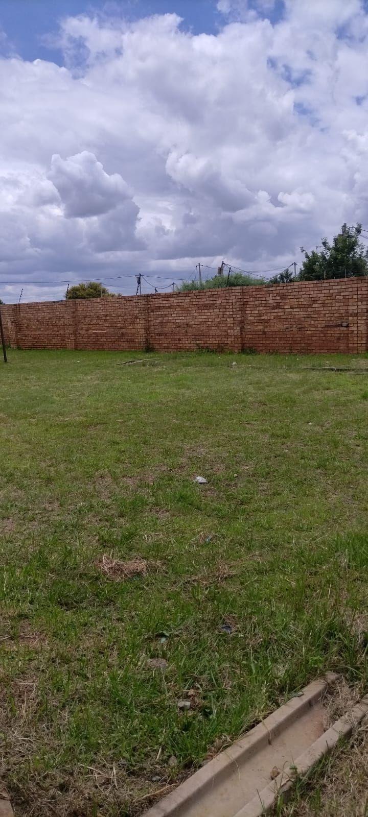 3 Bedroom Property for Sale in Windmill Park Gauteng