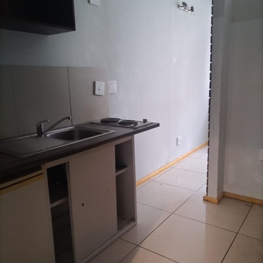 1 Bedroom Property for Sale in Braamfontein Gauteng