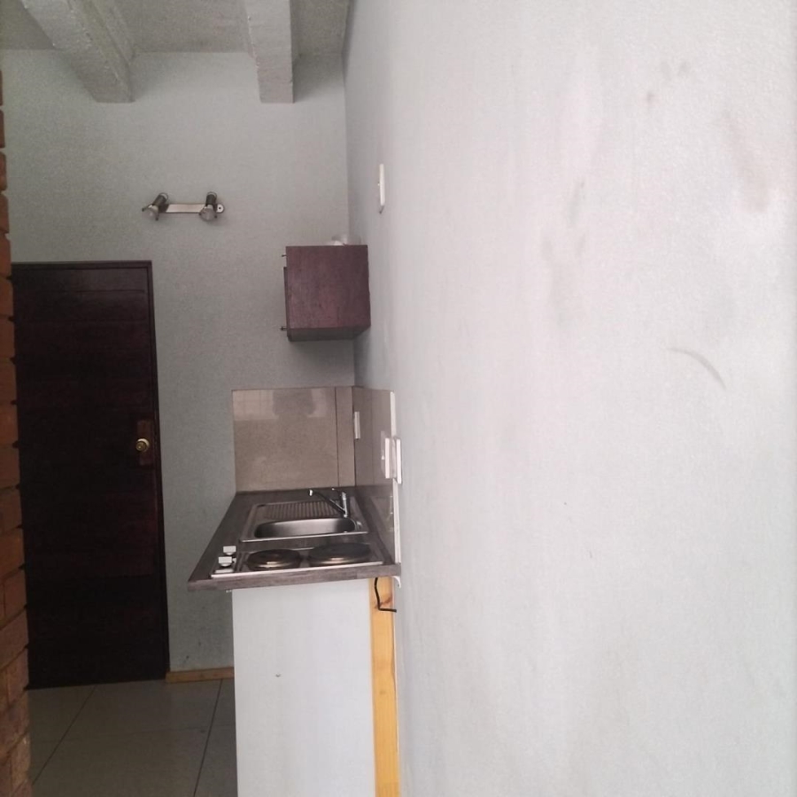 1 Bedroom Property for Sale in Braamfontein Gauteng