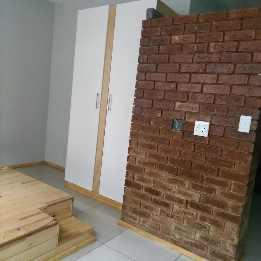 1 Bedroom Property for Sale in Braamfontein Gauteng