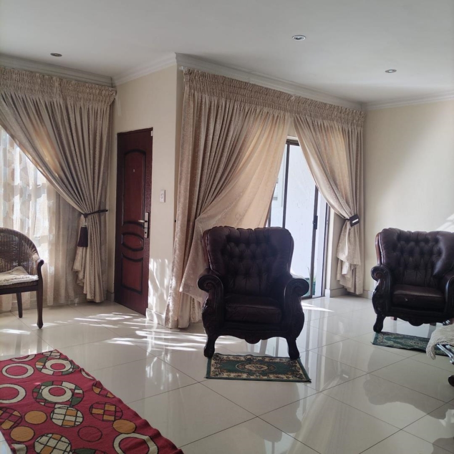 3 Bedroom Property for Sale in Roodepoort Gauteng