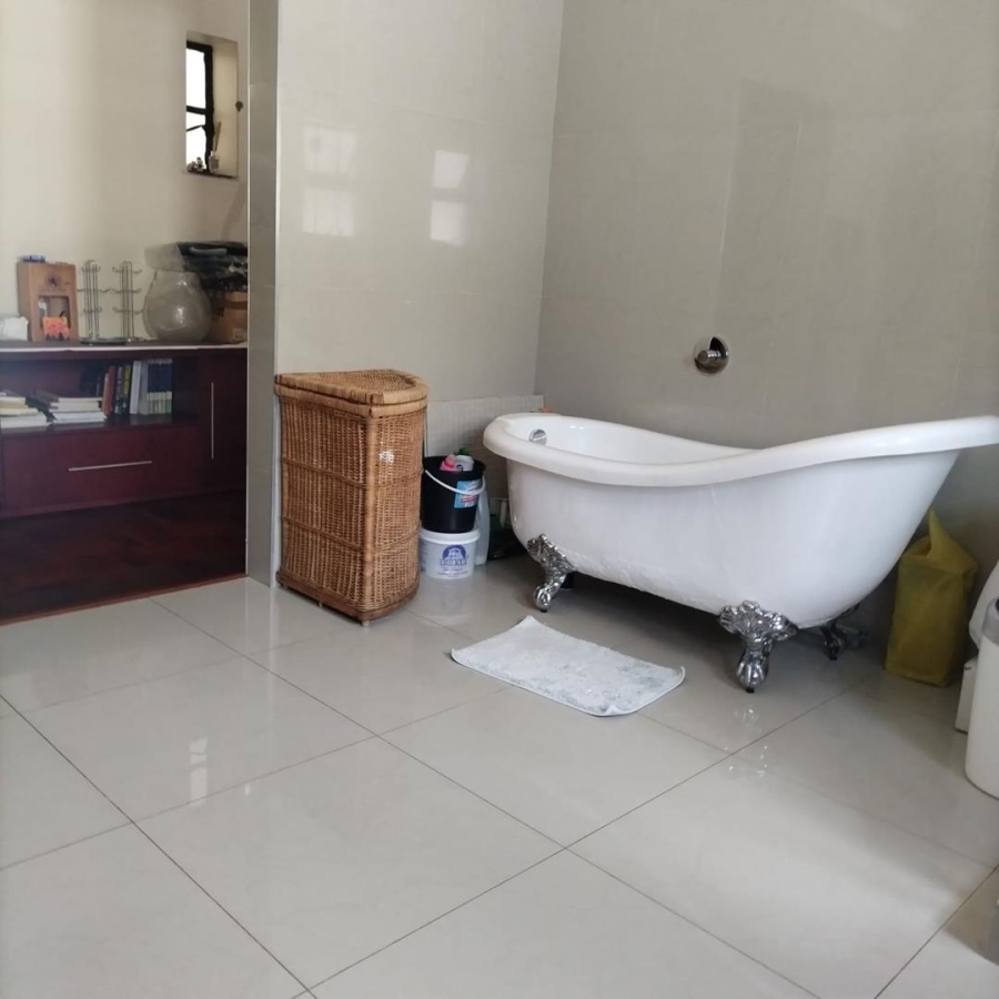3 Bedroom Property for Sale in Roodepoort Gauteng