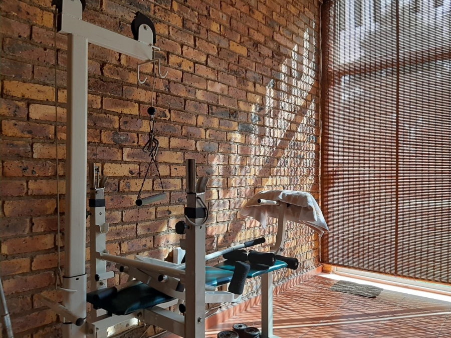 2 Bedroom Property for Sale in Edleen Gauteng