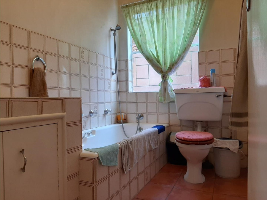 2 Bedroom Property for Sale in Edleen Gauteng