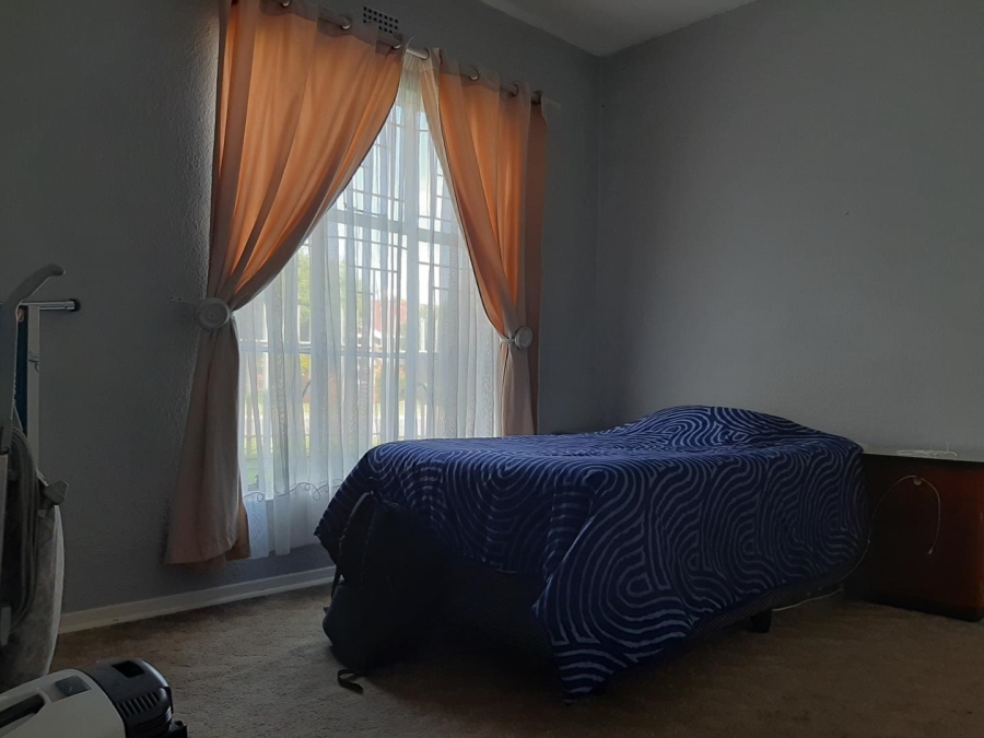 2 Bedroom Property for Sale in Edleen Gauteng