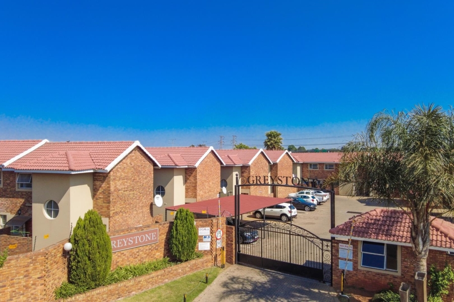 2 Bedroom Property for Sale in Edleen Gauteng