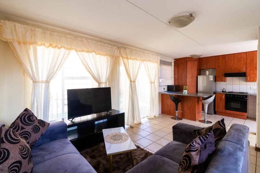 2 Bedroom Property for Sale in Edleen Gauteng