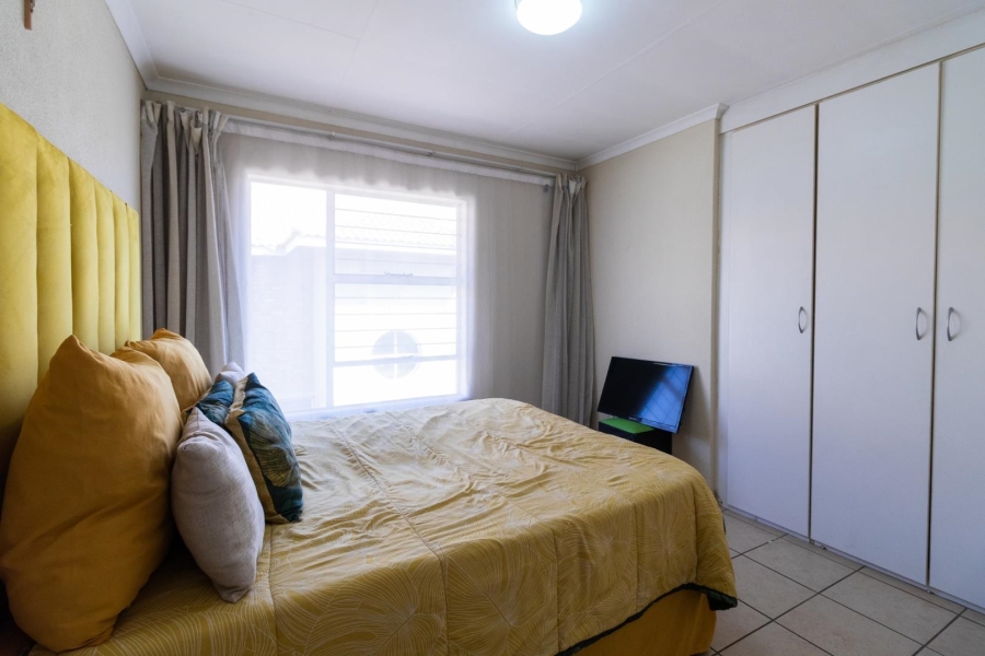2 Bedroom Property for Sale in Edleen Gauteng