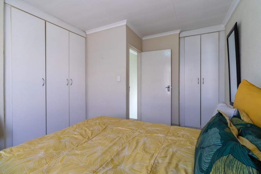2 Bedroom Property for Sale in Edleen Gauteng