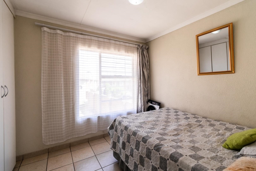 2 Bedroom Property for Sale in Edleen Gauteng