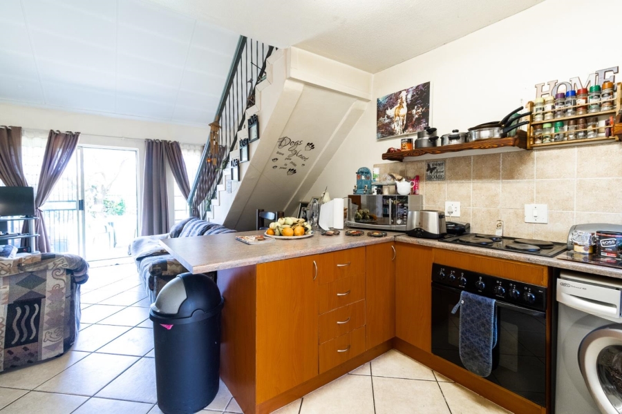 3 Bedroom Property for Sale in Illiondale Gauteng