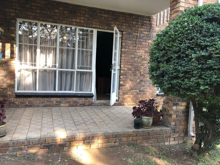 2 Bedroom Property for Sale in Edleen Gauteng