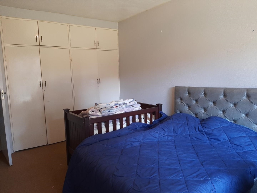 2 Bedroom Property for Sale in Edleen Gauteng