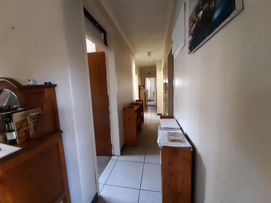 5 Bedroom Property for Sale in Edleen Gauteng