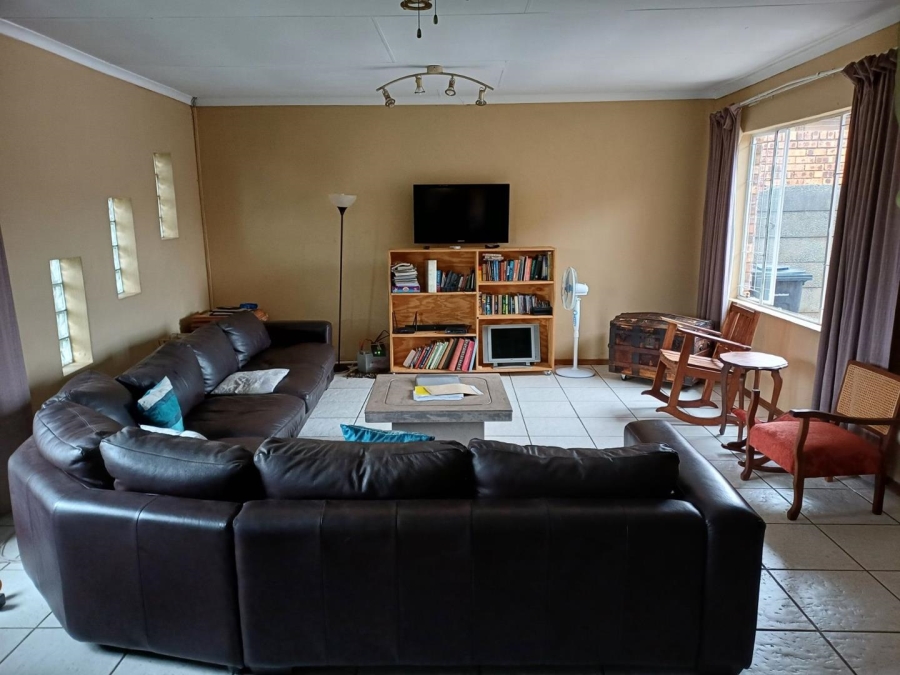 4 Bedroom Property for Sale in Edleen Gauteng