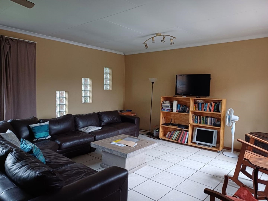 4 Bedroom Property for Sale in Edleen Gauteng