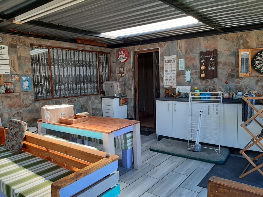 4 Bedroom Property for Sale in Edleen Gauteng