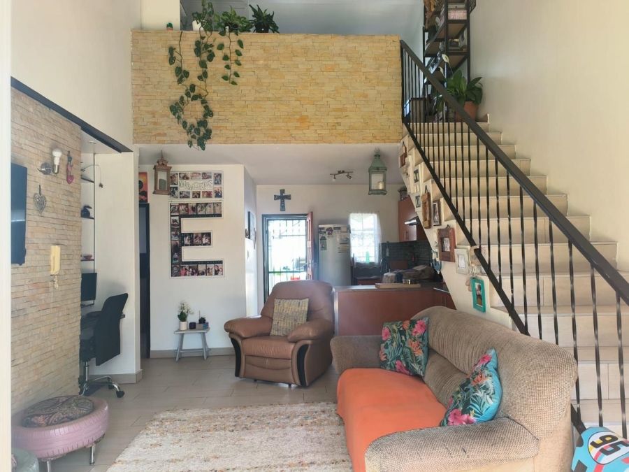 3 Bedroom Property for Sale in Illiondale Gauteng