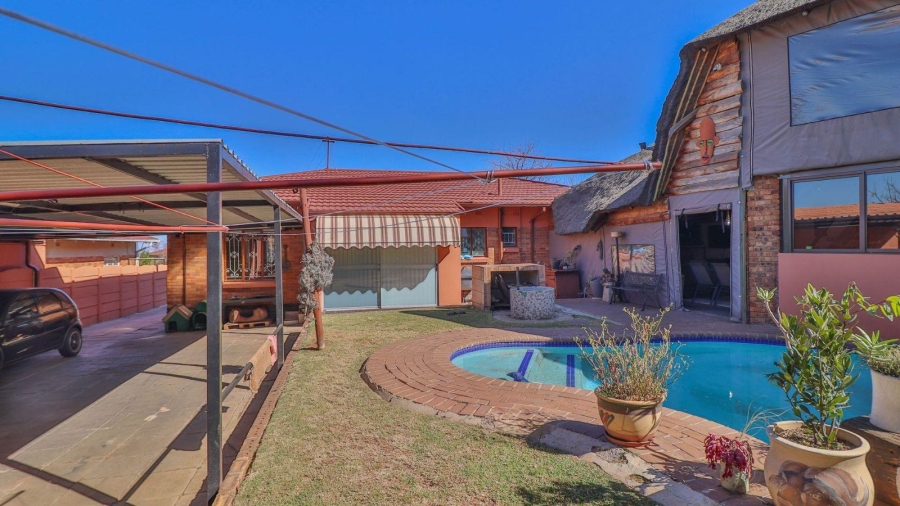 3 Bedroom Property for Sale in Homestead Gauteng