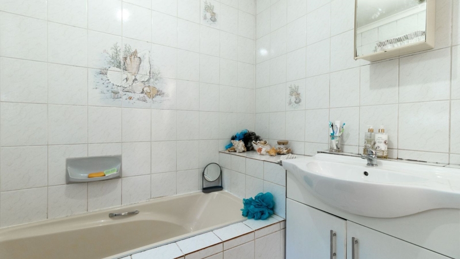 3 Bedroom Property for Sale in Cresslawn Gauteng